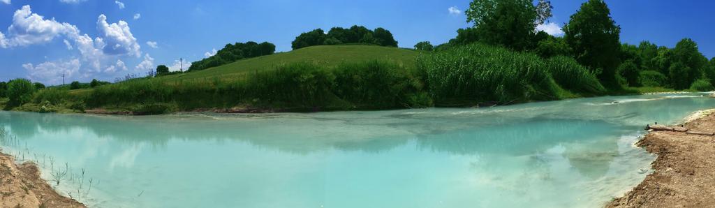 Bio Agriturismo Le Cascatelle Saturnia Eksteriør billede