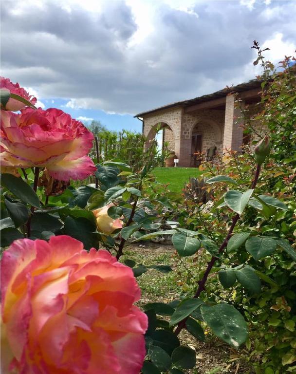 Bio Agriturismo Le Cascatelle Saturnia Eksteriør billede