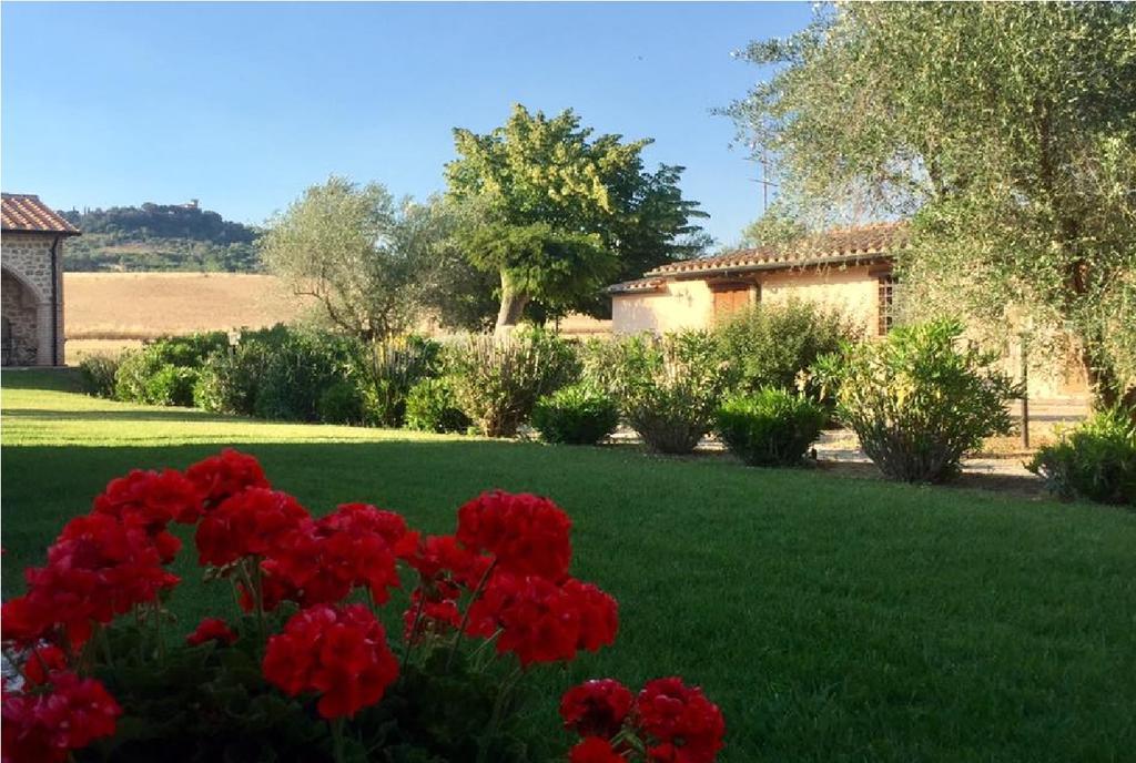 Bio Agriturismo Le Cascatelle Saturnia Eksteriør billede