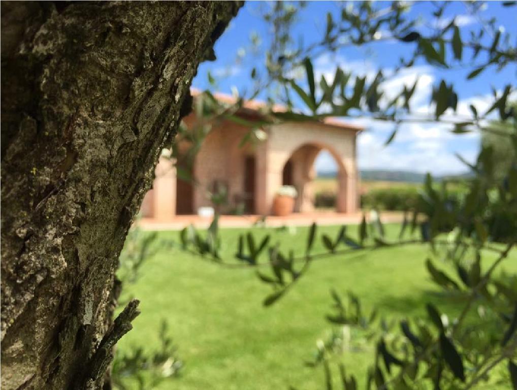 Bio Agriturismo Le Cascatelle Saturnia Eksteriør billede